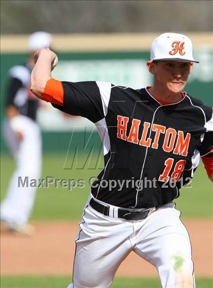 Thumbnail 1 in Haltom @ MacArthur photogallery.