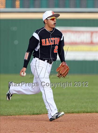 Thumbnail 2 in Haltom @ MacArthur photogallery.