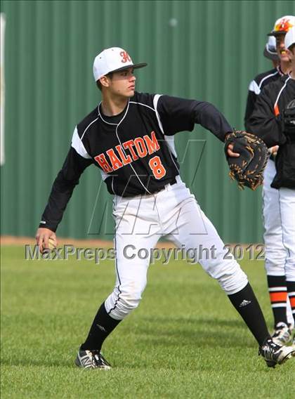 Thumbnail 3 in Haltom @ MacArthur photogallery.