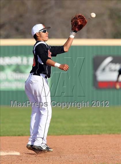 Thumbnail 3 in Haltom @ MacArthur photogallery.