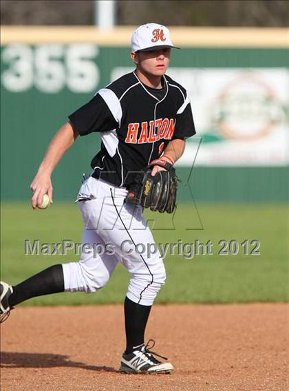 Thumbnail 1 in Haltom @ MacArthur photogallery.