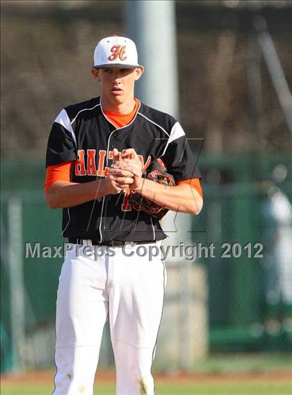 Thumbnail 3 in Haltom @ MacArthur photogallery.