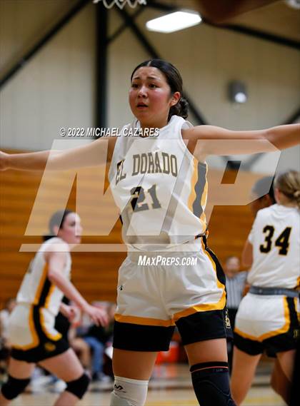 Thumbnail 1 in La Costa Canyon vs. El Dorado (So Cal Holiday Prep Classic) photogallery.