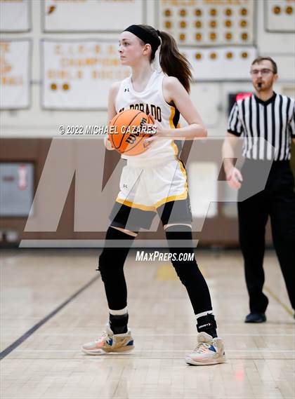 Thumbnail 2 in La Costa Canyon vs. El Dorado (So Cal Holiday Prep Classic) photogallery.
