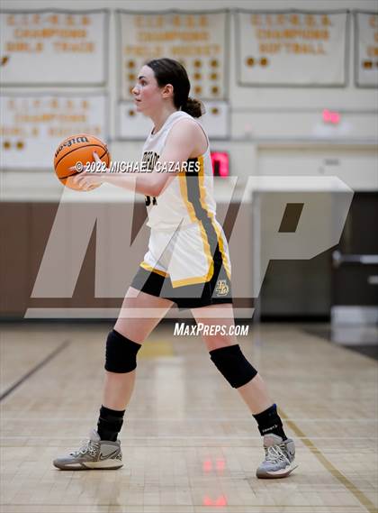 Thumbnail 1 in La Costa Canyon vs. El Dorado (So Cal Holiday Prep Classic) photogallery.