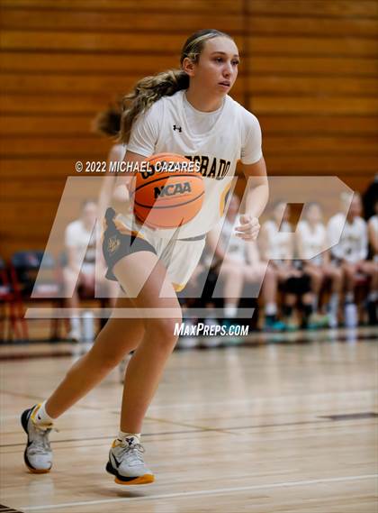 Thumbnail 1 in La Costa Canyon vs. El Dorado (So Cal Holiday Prep Classic) photogallery.