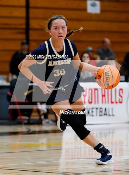 Thumbnail 3 in La Costa Canyon vs. El Dorado (So Cal Holiday Prep Classic) photogallery.