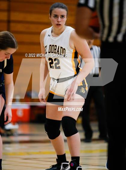 Thumbnail 1 in La Costa Canyon vs. El Dorado (So Cal Holiday Prep Classic) photogallery.