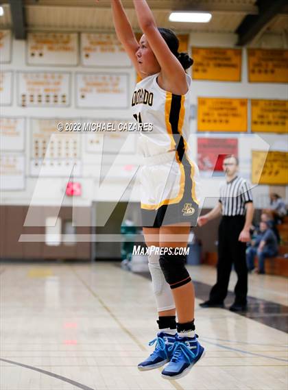 Thumbnail 1 in La Costa Canyon vs. El Dorado (So Cal Holiday Prep Classic) photogallery.