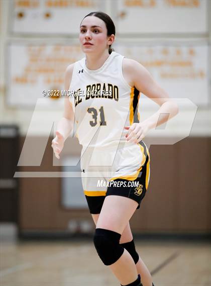 Thumbnail 1 in La Costa Canyon vs. El Dorado (So Cal Holiday Prep Classic) photogallery.