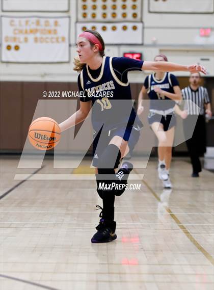 Thumbnail 1 in La Costa Canyon vs. El Dorado (So Cal Holiday Prep Classic) photogallery.