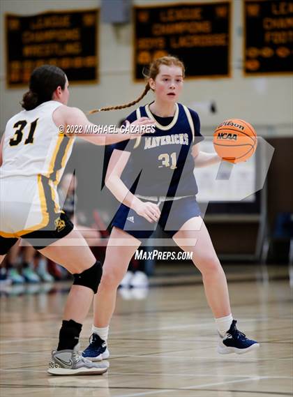 Thumbnail 2 in La Costa Canyon vs. El Dorado (So Cal Holiday Prep Classic) photogallery.