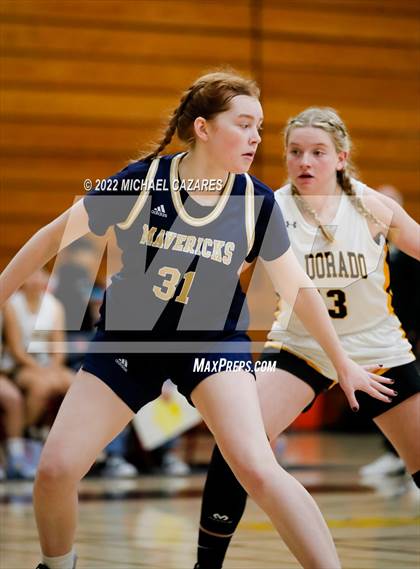 Thumbnail 1 in La Costa Canyon vs. El Dorado (So Cal Holiday Prep Classic) photogallery.