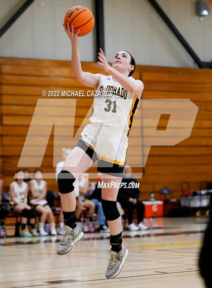 Thumbnail 2 in La Costa Canyon vs. El Dorado (So Cal Holiday Prep Classic) photogallery.
