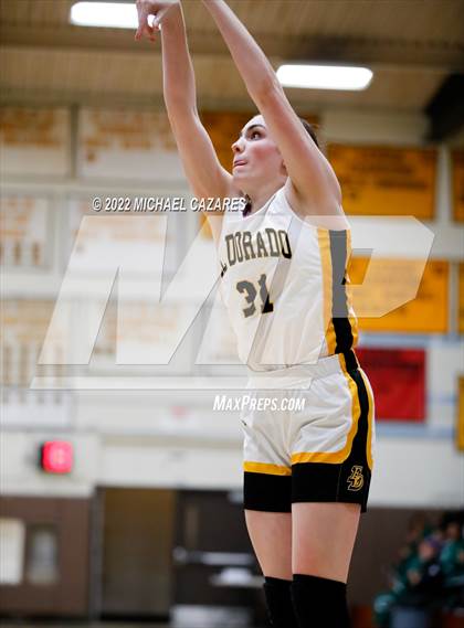 Thumbnail 2 in La Costa Canyon vs. El Dorado (So Cal Holiday Prep Classic) photogallery.