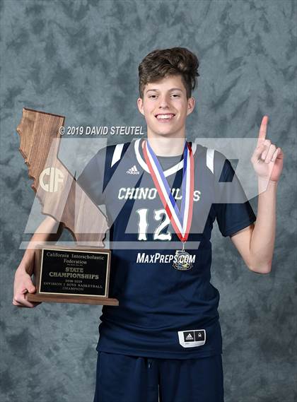 Thumbnail 1 in Chino Hills (CIF State D1 Award Photos) photogallery.