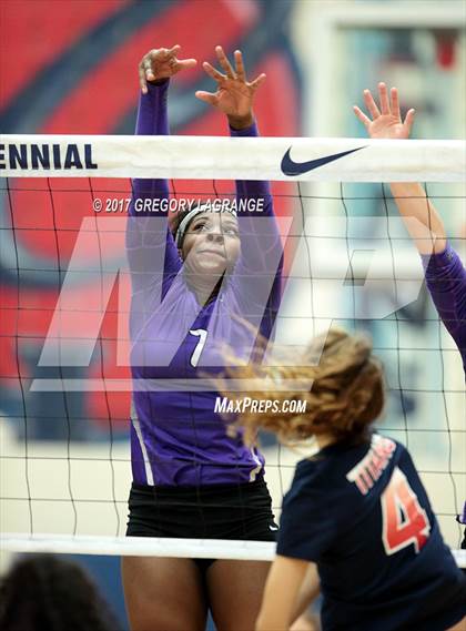 Thumbnail 1 in Independence vs Centennial photogallery.