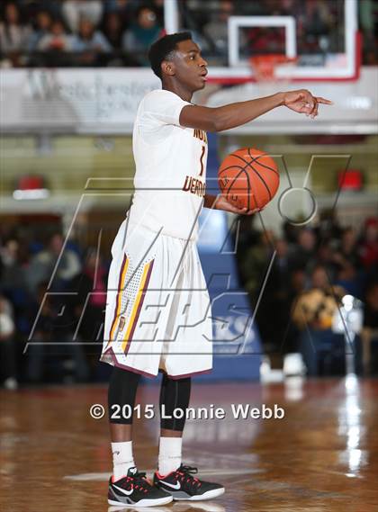 Thumbnail 2 in Saunders vs Mt. Vernon (Section 1 Class AA Semifinal) photogallery.