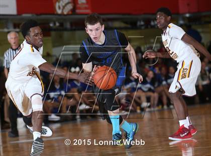 Thumbnail 2 in Saunders vs Mt. Vernon (Section 1 Class AA Semifinal) photogallery.