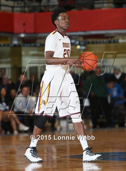 Thumbnail 2 in Saunders vs Mt. Vernon (Section 1 Class AA Semifinal) photogallery.