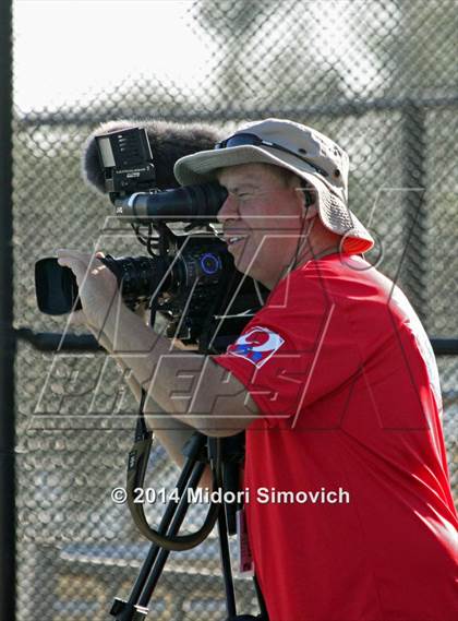 Thumbnail 1 in El Camino vs. Santana (San Diego Open) photogallery.