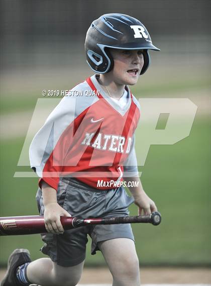 Thumbnail 1 in Dana Hills vs. Mater Dei (Game 2) photogallery.