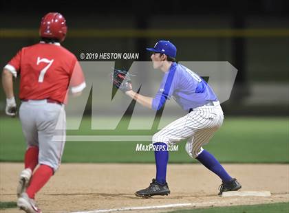 Thumbnail 2 in Dana Hills vs. Mater Dei (Game 2) photogallery.