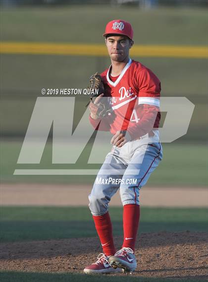 Thumbnail 2 in Dana Hills vs. Mater Dei (Game 2) photogallery.