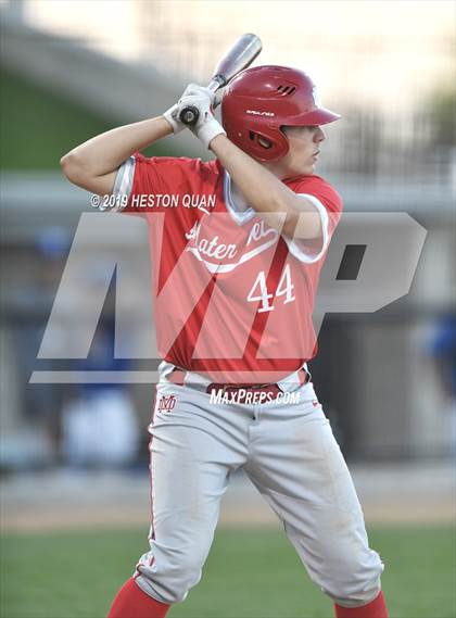 Thumbnail 2 in Dana Hills vs. Mater Dei (Game 2) photogallery.