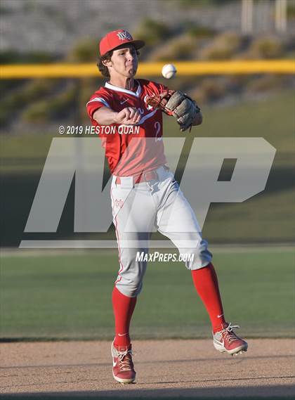 Thumbnail 2 in Dana Hills vs. Mater Dei (Game 2) photogallery.