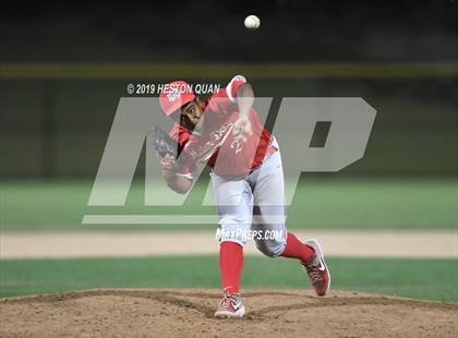 Thumbnail 3 in Dana Hills vs. Mater Dei (Game 2) photogallery.