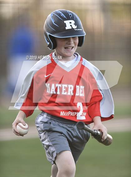 Thumbnail 2 in Dana Hills vs. Mater Dei (Game 2) photogallery.