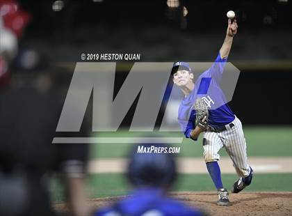 Thumbnail 3 in Dana Hills vs. Mater Dei (Game 2) photogallery.
