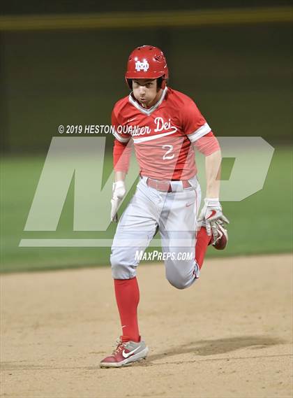 Thumbnail 2 in Dana Hills vs. Mater Dei (Game 2) photogallery.