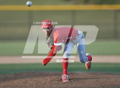 Thumbnail 2 in Dana Hills vs. Mater Dei (Game 2) photogallery.