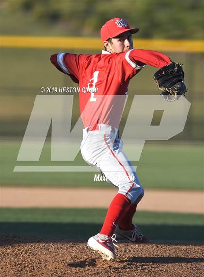 Thumbnail 1 in Dana Hills vs. Mater Dei (Game 2) photogallery.