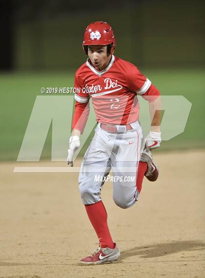 Thumbnail 3 in Dana Hills vs. Mater Dei (Game 2) photogallery.