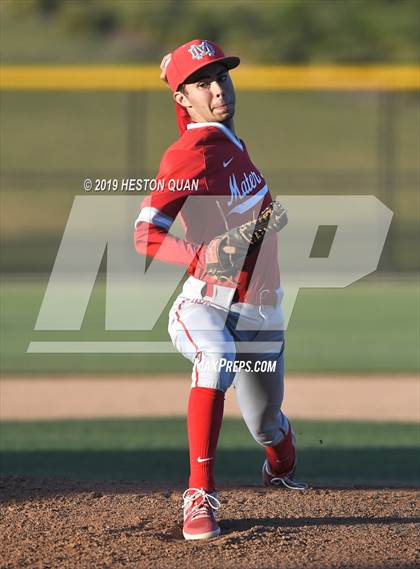 Thumbnail 2 in Dana Hills vs. Mater Dei (Game 2) photogallery.