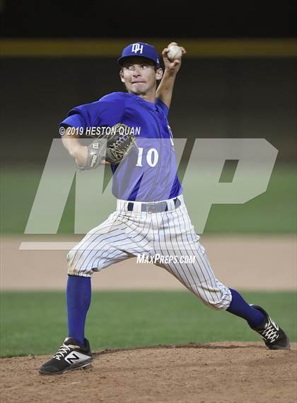 Thumbnail 3 in Dana Hills vs. Mater Dei (Game 2) photogallery.