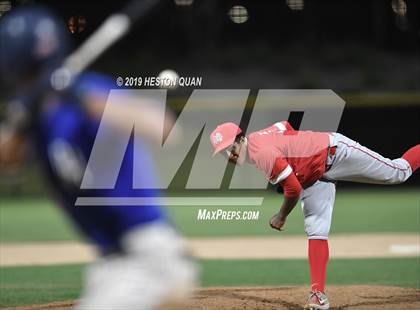 Thumbnail 3 in Dana Hills vs. Mater Dei (Game 2) photogallery.