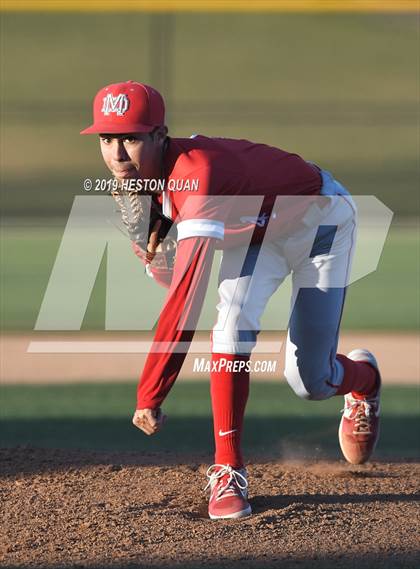 Thumbnail 1 in Dana Hills vs. Mater Dei (Game 2) photogallery.