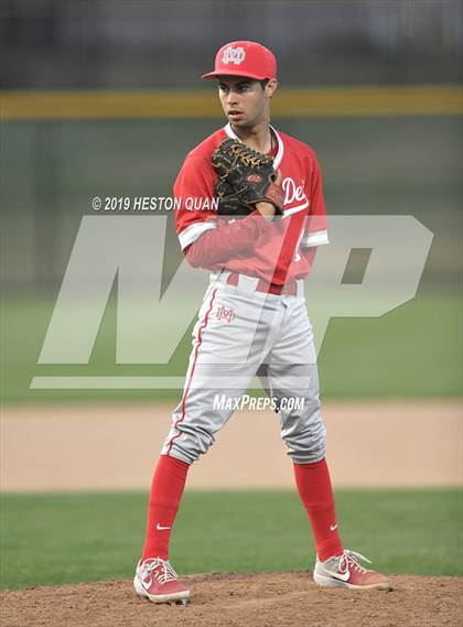 Thumbnail 2 in Dana Hills vs. Mater Dei (Game 2) photogallery.