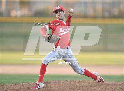 Thumbnail 2 in Dana Hills vs. Mater Dei (Game 2) photogallery.