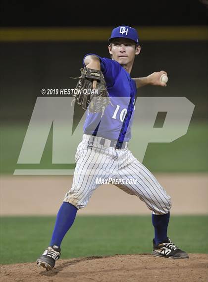 Thumbnail 2 in Dana Hills vs. Mater Dei (Game 2) photogallery.