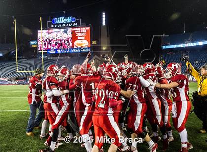 Thumbnail 1 in Wahconah Regional vs. Holliston (MIAA Division 4 Final) photogallery.