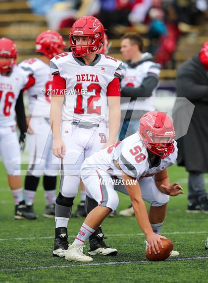 Thumbnail 3 in Delta vs. Beaver (UHSAA 2A Semifinal) photogallery.