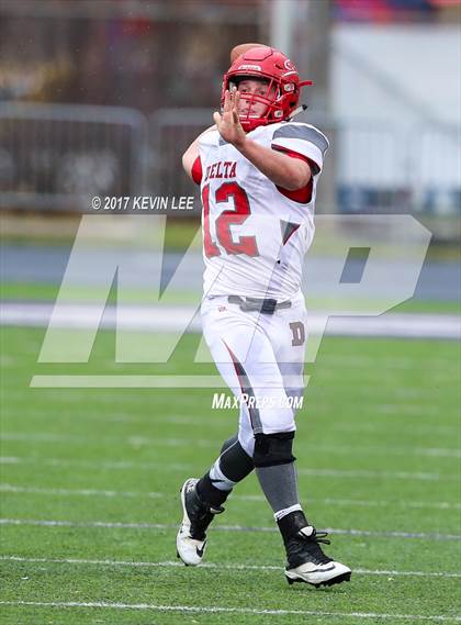 Thumbnail 2 in Delta vs. Beaver (UHSAA 2A Semifinal) photogallery.