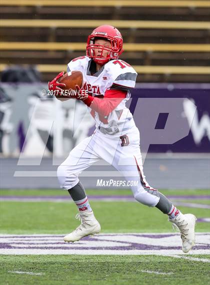 Thumbnail 3 in Delta vs. Beaver (UHSAA 2A Semifinal) photogallery.