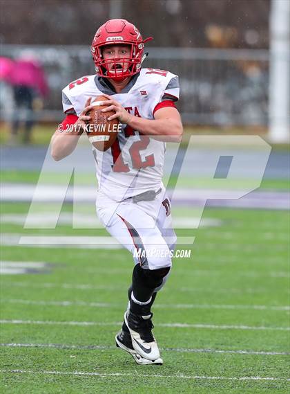 Thumbnail 1 in Delta vs. Beaver (UHSAA 2A Semifinal) photogallery.