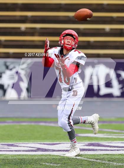 Thumbnail 2 in Delta vs. Beaver (UHSAA 2A Semifinal) photogallery.
